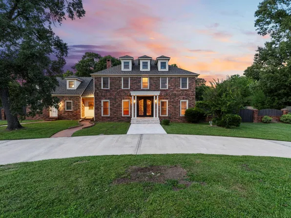 1514 Country Club Dr, Crosby, TX 77532