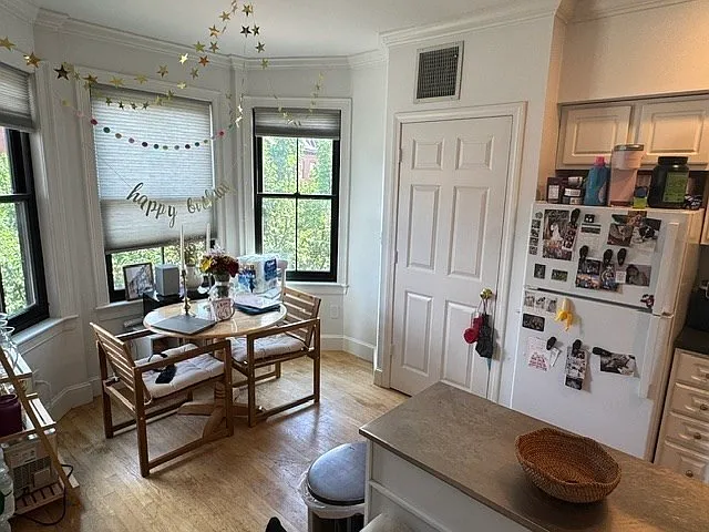 2 bed, 1.0 bath, 578 sqft, $3,900 — Photo 3