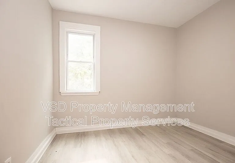 9911 Olivet Ave #3 — Photo 6