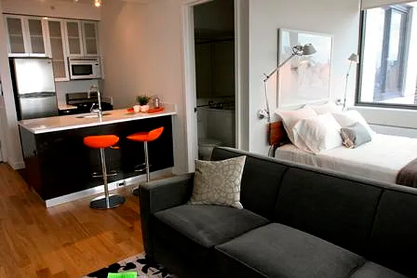 Rented by PWV Acquisitions | media 2