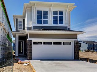 232 E Creekstone Cir SW, Calgary, AB T2X4Y3