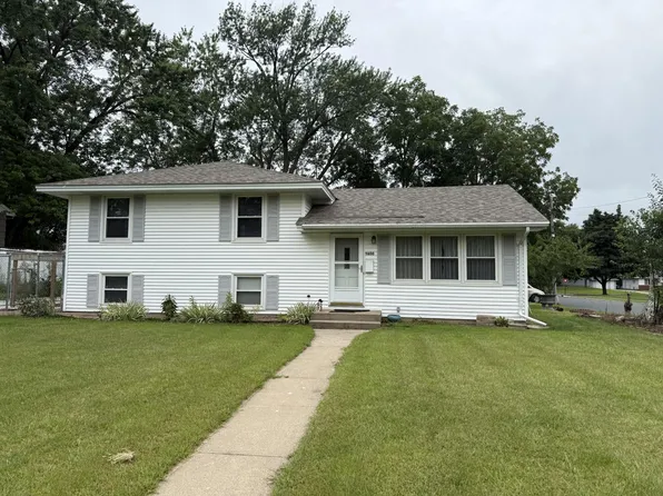 9600 Clinton Ave S, Bloomington, MN 55420