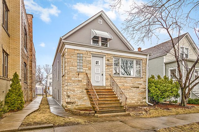 1st image of 1038 Beloit Ave