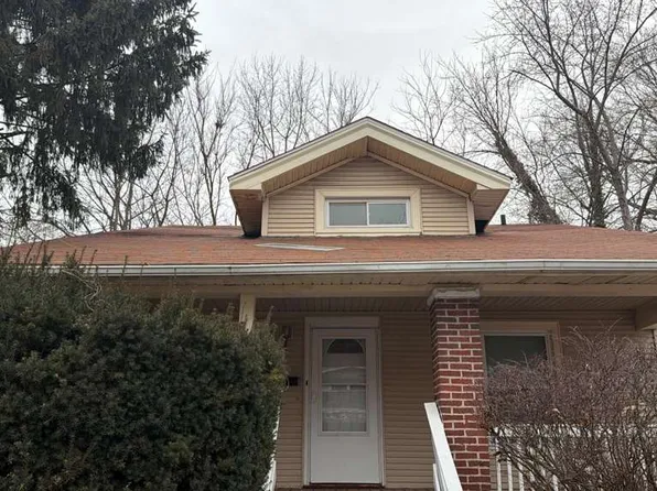 2060 N Edward St, Decatur, IL 62526