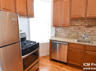 2450 N Southport Ave #3M, Chicago, IL 60614