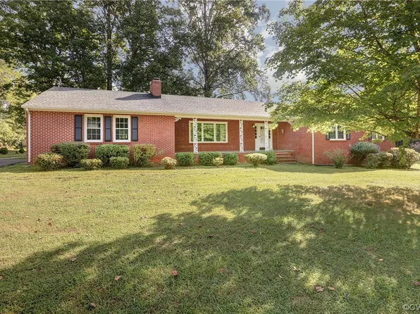 5696 Broad Street Rd, Kents Store, VA 23084