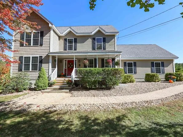 8 Graham Rd, Concord, NH 03301