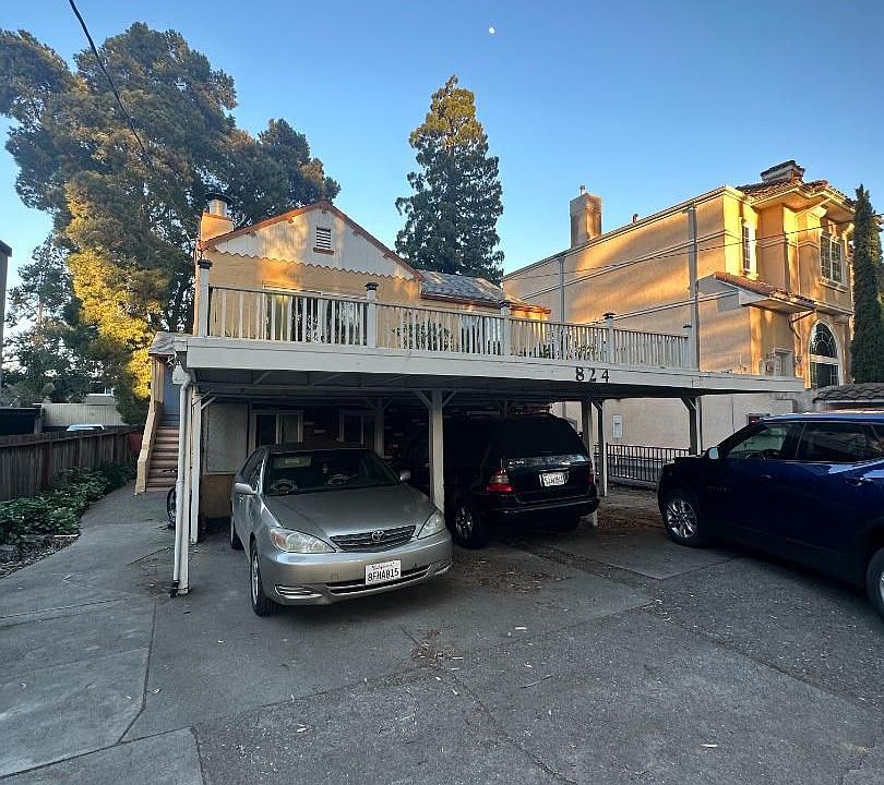 1st image of 824 El Camino Real #3