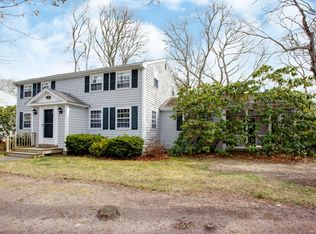 245 Wianno Cir, Osterville, MA 02655