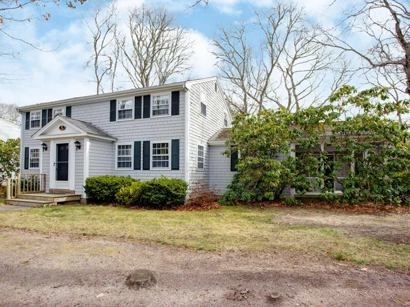 245 Wianno Circle, Osterville, MA 02655
