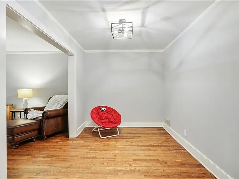 1466 E Rock Springs Rd NE — Photo 7