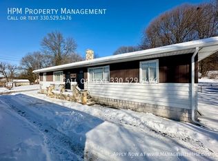 1166 Tonawanda Ave, Akron, OH