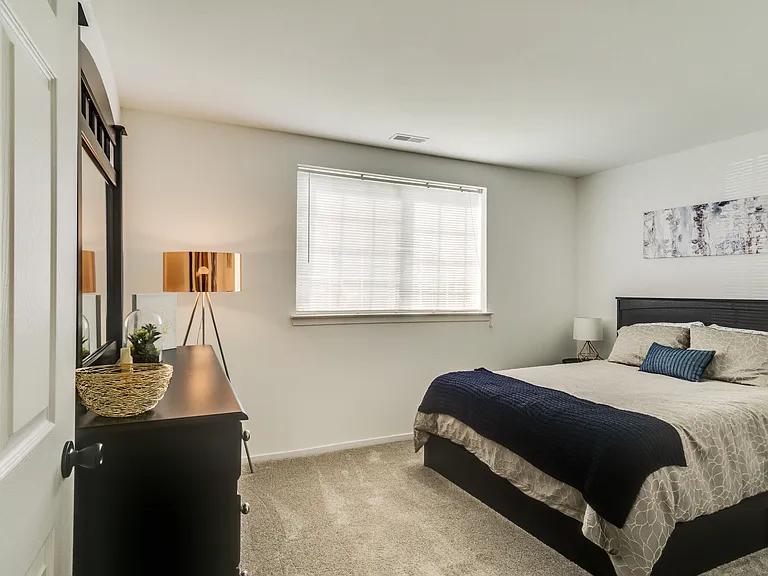 Northport Apartments — Photo 10