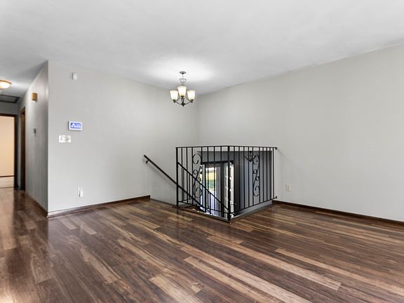3rd image of 5937 Palo Verde Dr