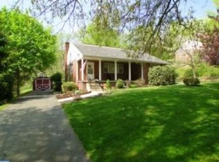 99 Hanover Dr, Pottstown, PA 19464