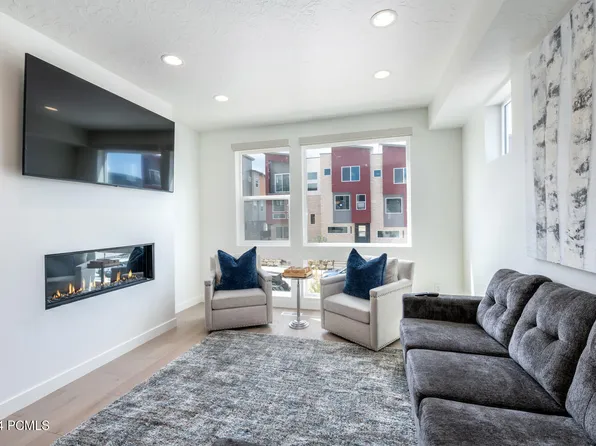 6708 Purple Poppy Ln, Park City, UT 84098