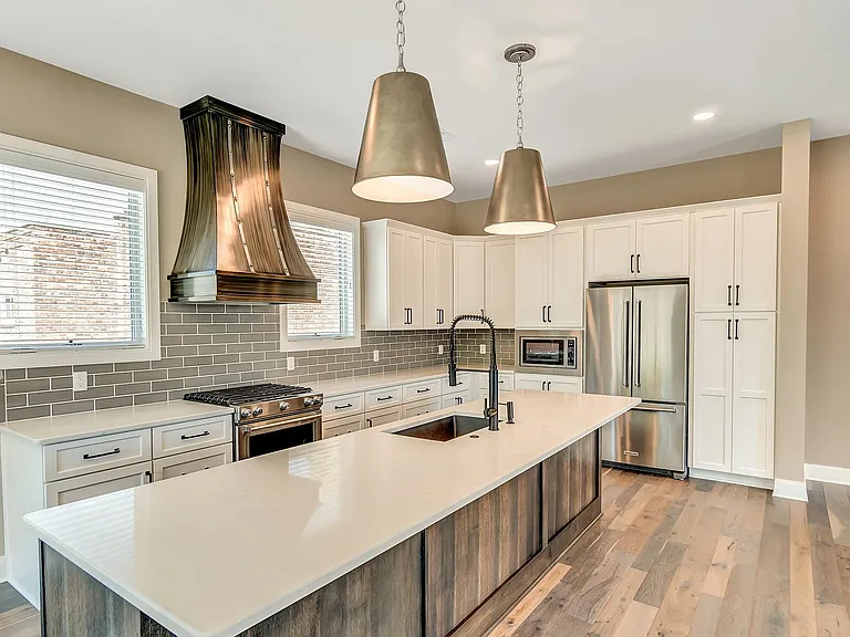 709 E Eleven Mile Rd — Photo 39