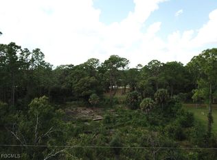 605 Broadway Ave, Lehigh Acres, FL 33972