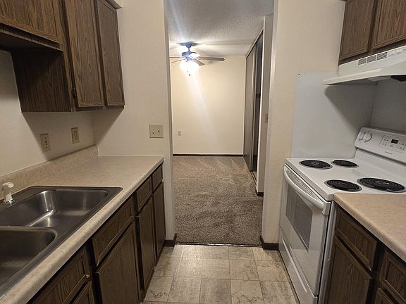 4th image of 317 N Aspen St #205