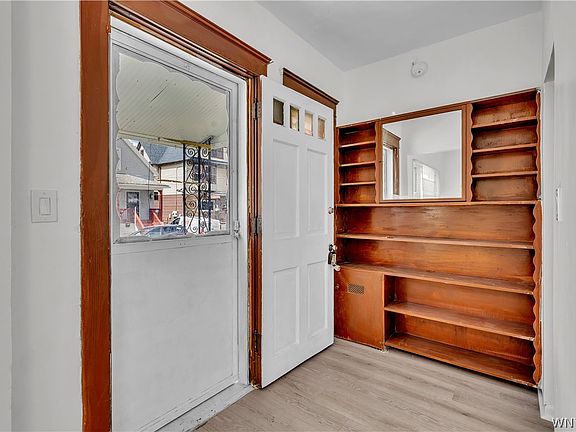 5th image of 225 Longnecker St
