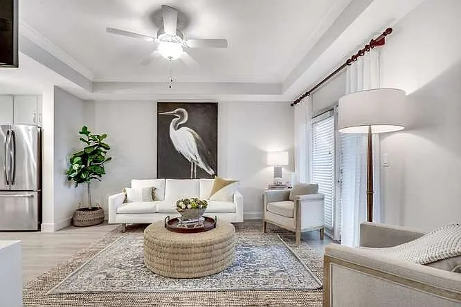Lounge in Style