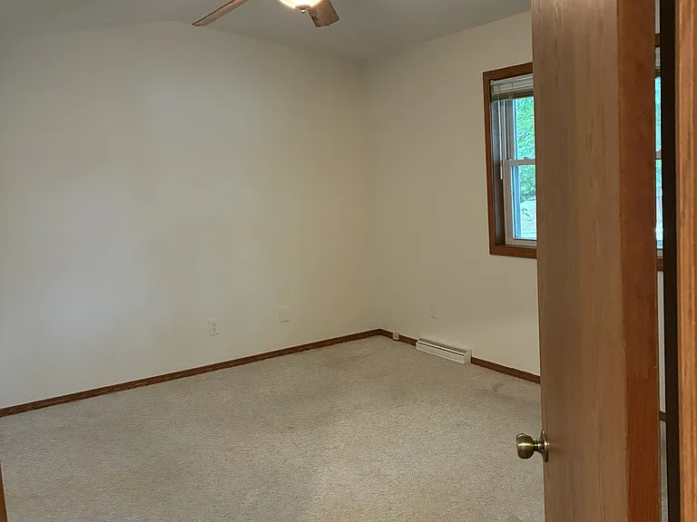 925 Sky Ridge Dr — Photo 10