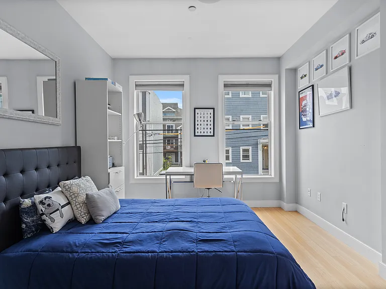 152 Old Colony Ave #9 — Photo 9