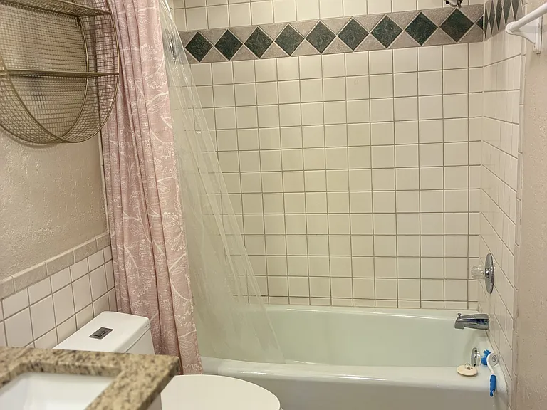 5527 Carousel Dr — Photo 18
