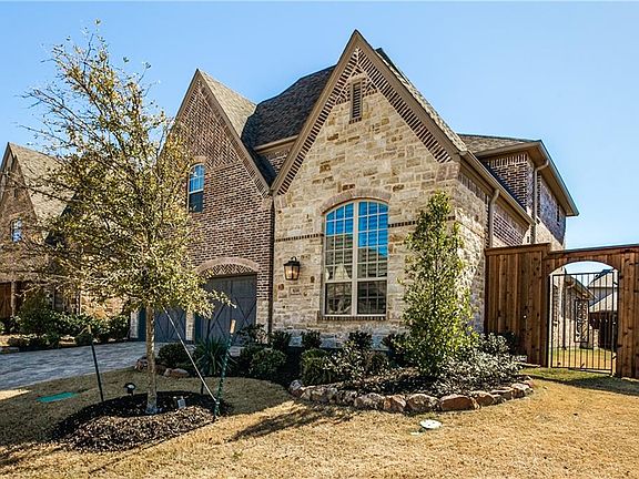 4th image of 634 Brookstone Dr
