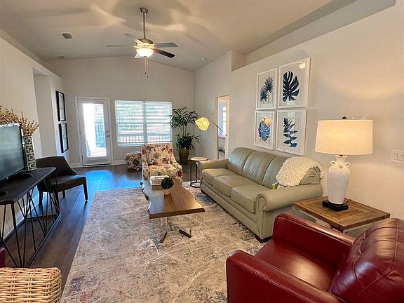 3rd image of 5022 Quarter Deck St #3B