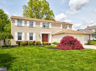 505 Country Club Dr, Cherry Hill, NJ 08003