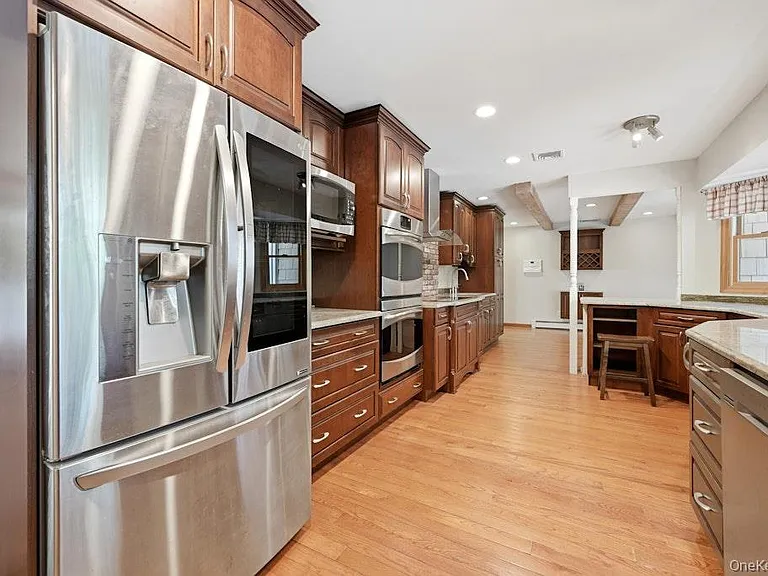 20 Williamsburg Dr — Photo 12