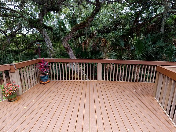 5th image of 6201 Treetop Dr #6201
