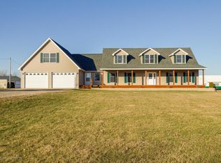9517 Columbia Hwy, Eaton Rapids, MI 48827