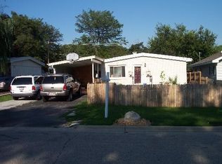 509 Yale St, West Chicago, IL 60185
