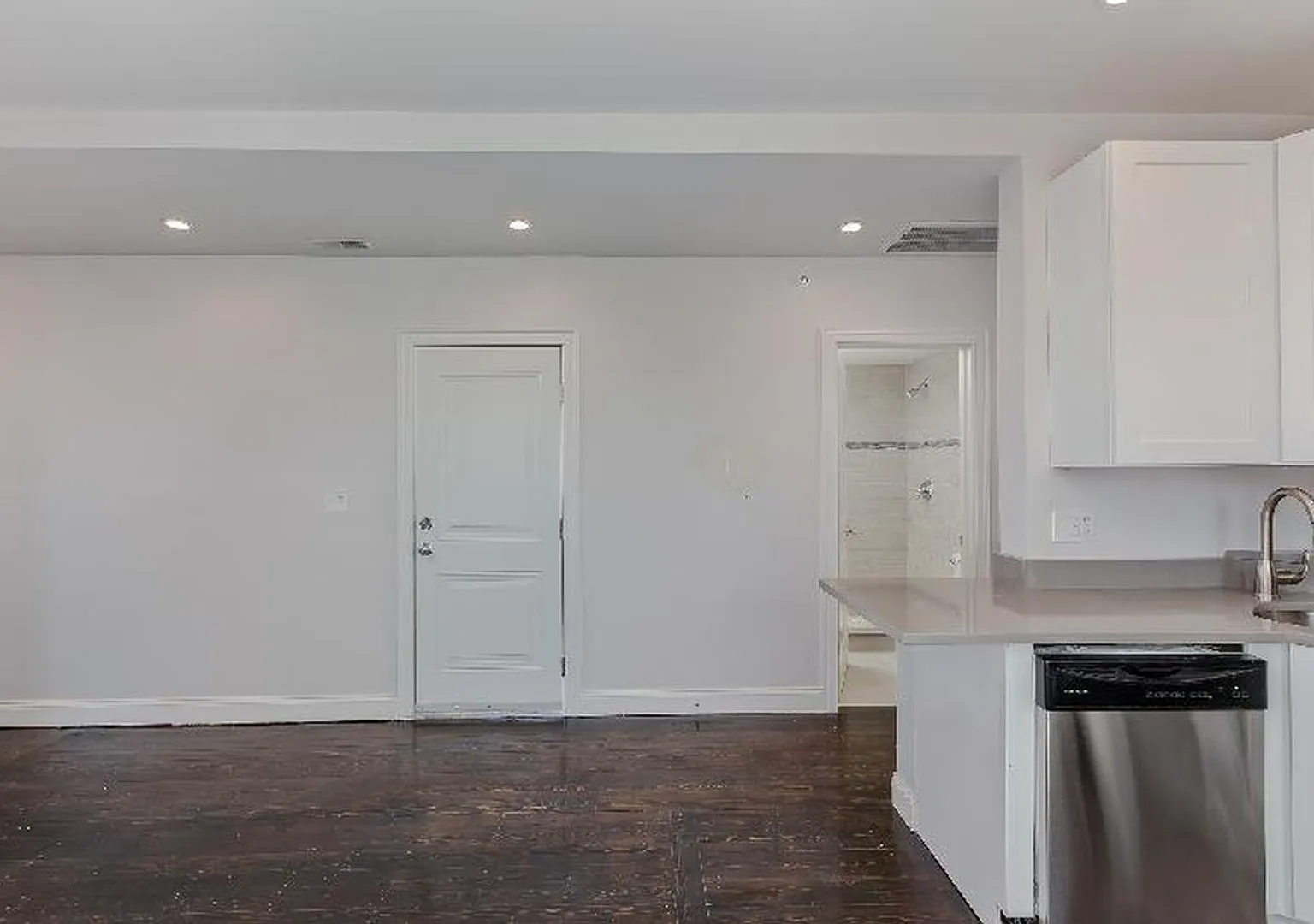 1006 Tremont St #2B Boston MA 02120 — Photo 3