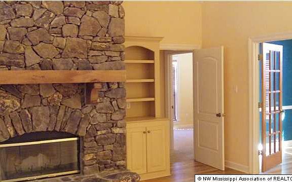 2nd image of 8294 Kings Crossing Dr
