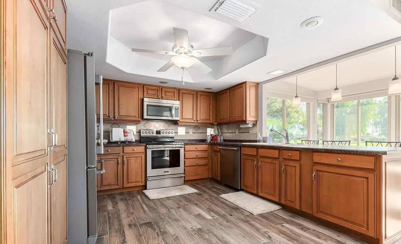 3 bed, 1853 sqft, $3,400 — Photo 3