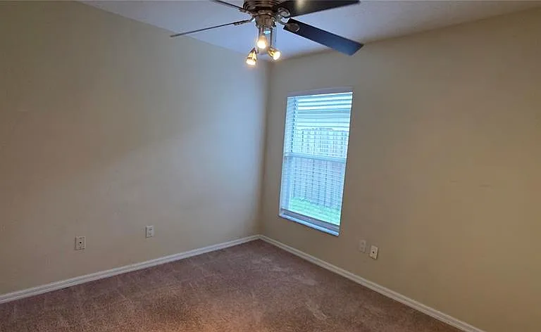 2546 Siena Way — Photo 39