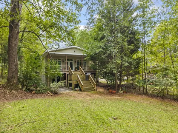 234 Mountain View Dr, Lavonia, GA 30553