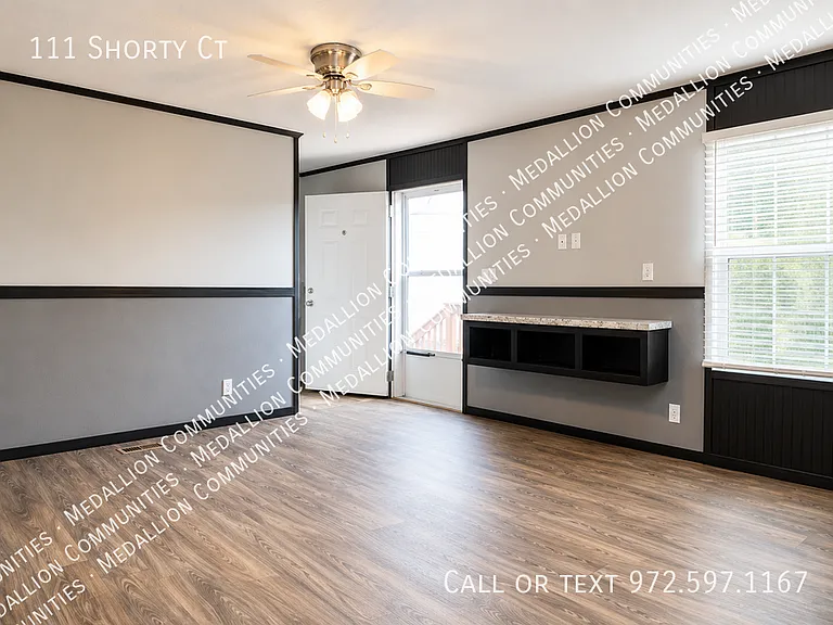 111 Shorty Ct — Photo 6