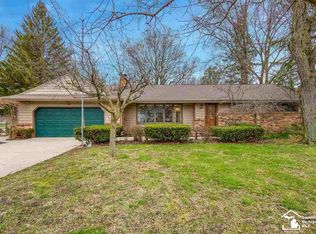 1114 Birchwood Dr, Temperance, MI