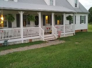 12320 Windy Hill Dr, Amelia Court House, VA 23002