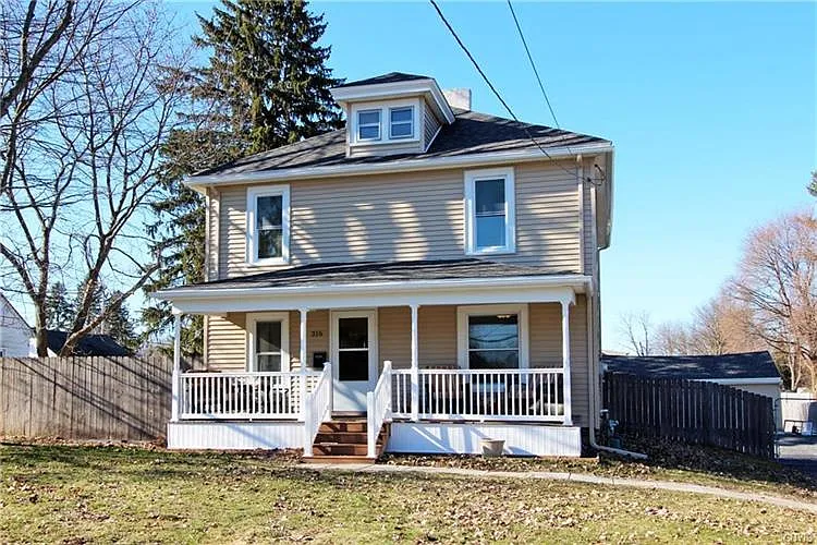 316 Chestnut St photo 1