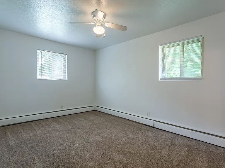 Ryan Place Apartments — Photo 12