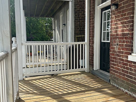 3rd image of 2710 Eastbroad St #5