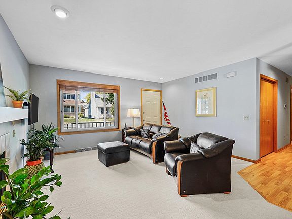 4th image of 425 Cherry Hill Dr
