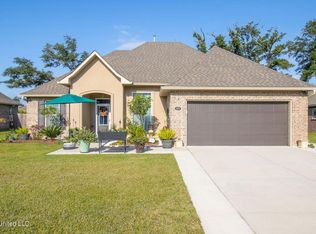 2010 Pelican Cir, Long Beach, MS 39560