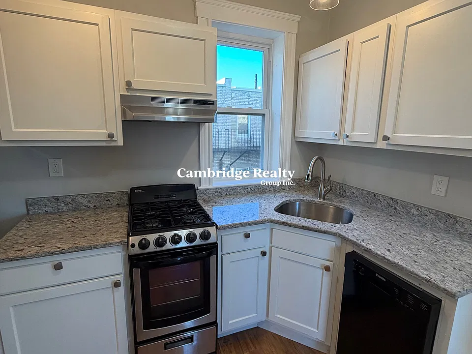 1185 Commonwealth Ave #23T