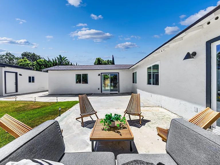 4948 Luna Dr — Photo 49